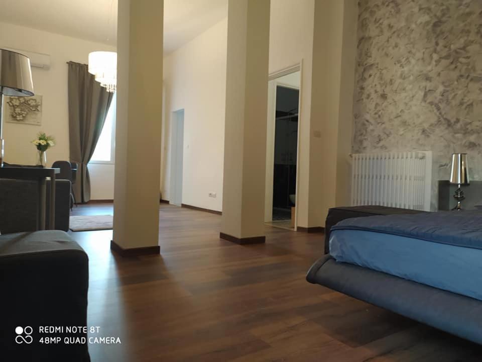Home Experience Bari Eksteriør bilde